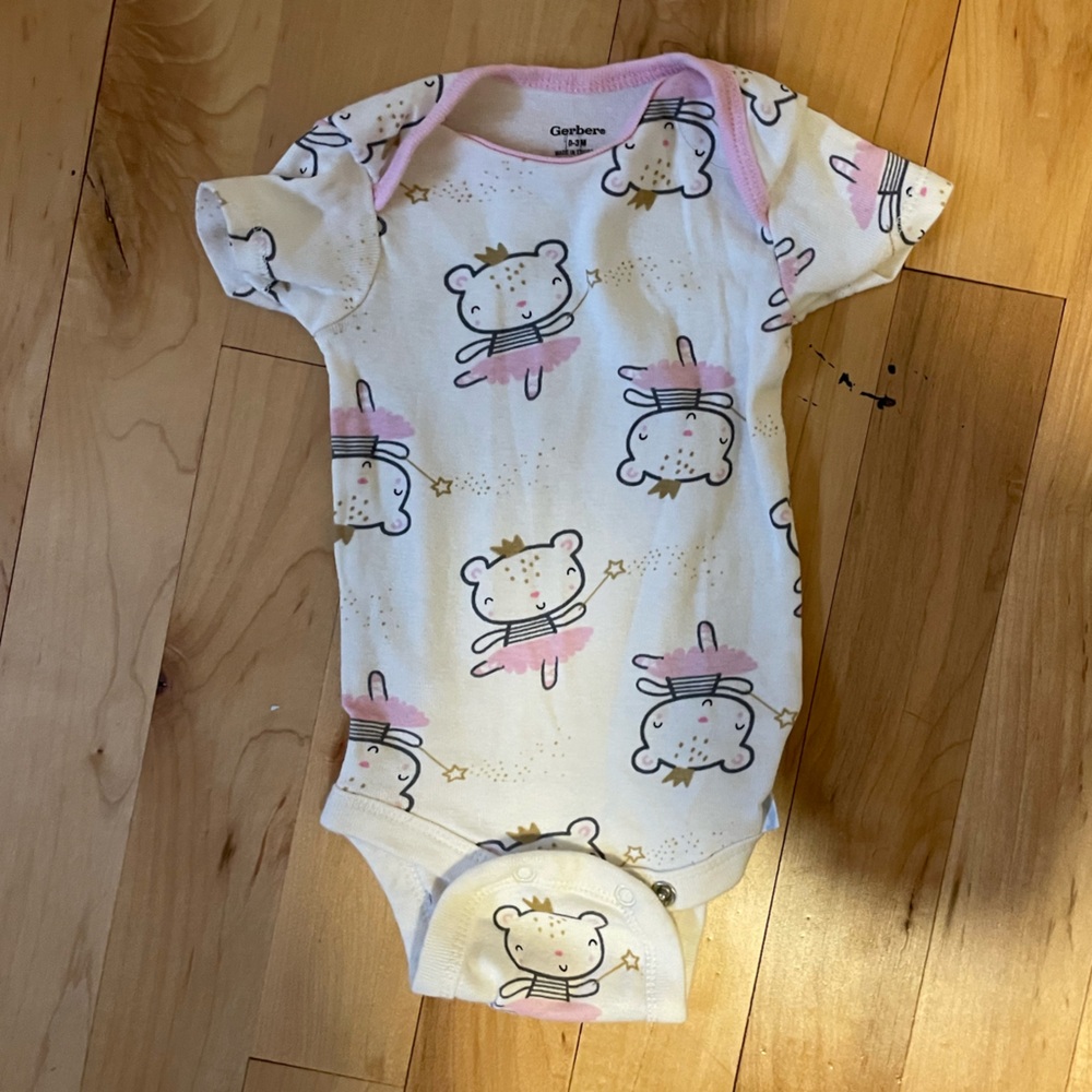 Cute Bear Print Baby Onesie